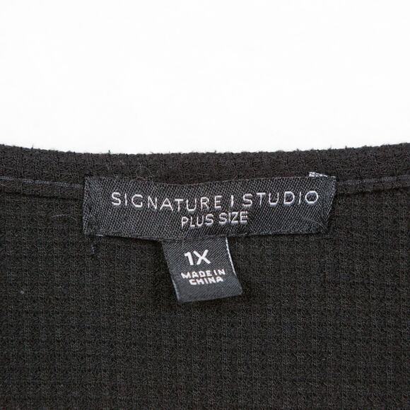 SIGNATURE STUDIO Burnout Velvet Thermal Waffle Knit Top Whimsigoth Black Sz 1X - Picture 6 of 7